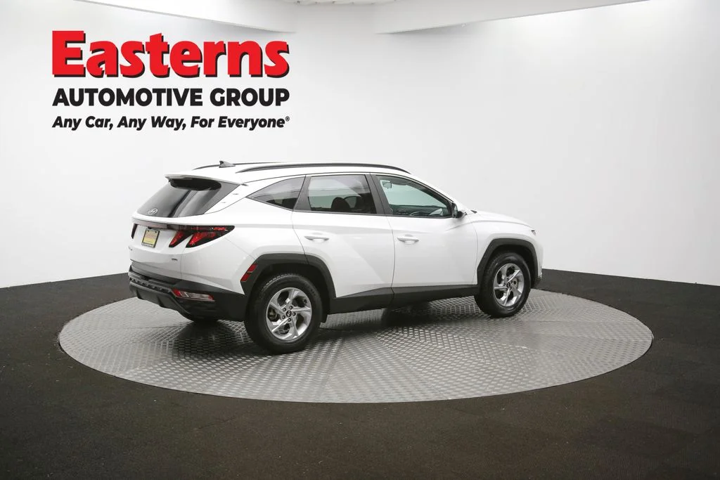 Used 2024 White Hyundai SEL image 41