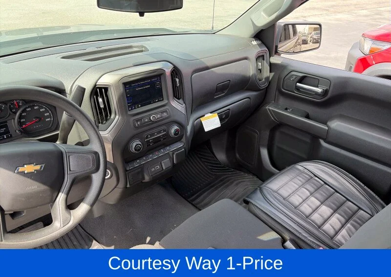 Used 2024 Black Chevrolet Custom image 5