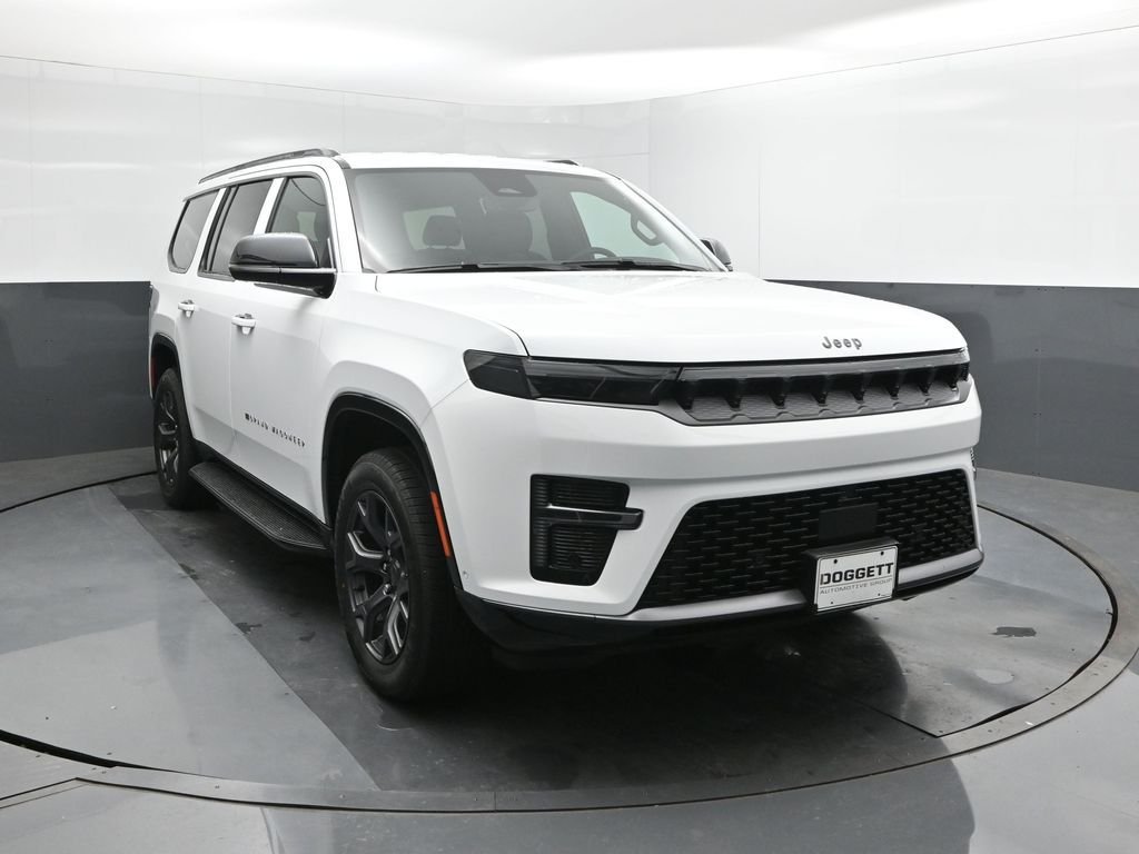 New 2026 Bright White Clear-Coat Exterior Paint Jeep Limited Altitude image 22