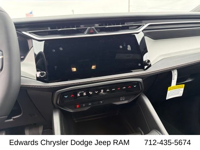 New 2026 Red Hot Pearlcoat Jeep Limited image 20