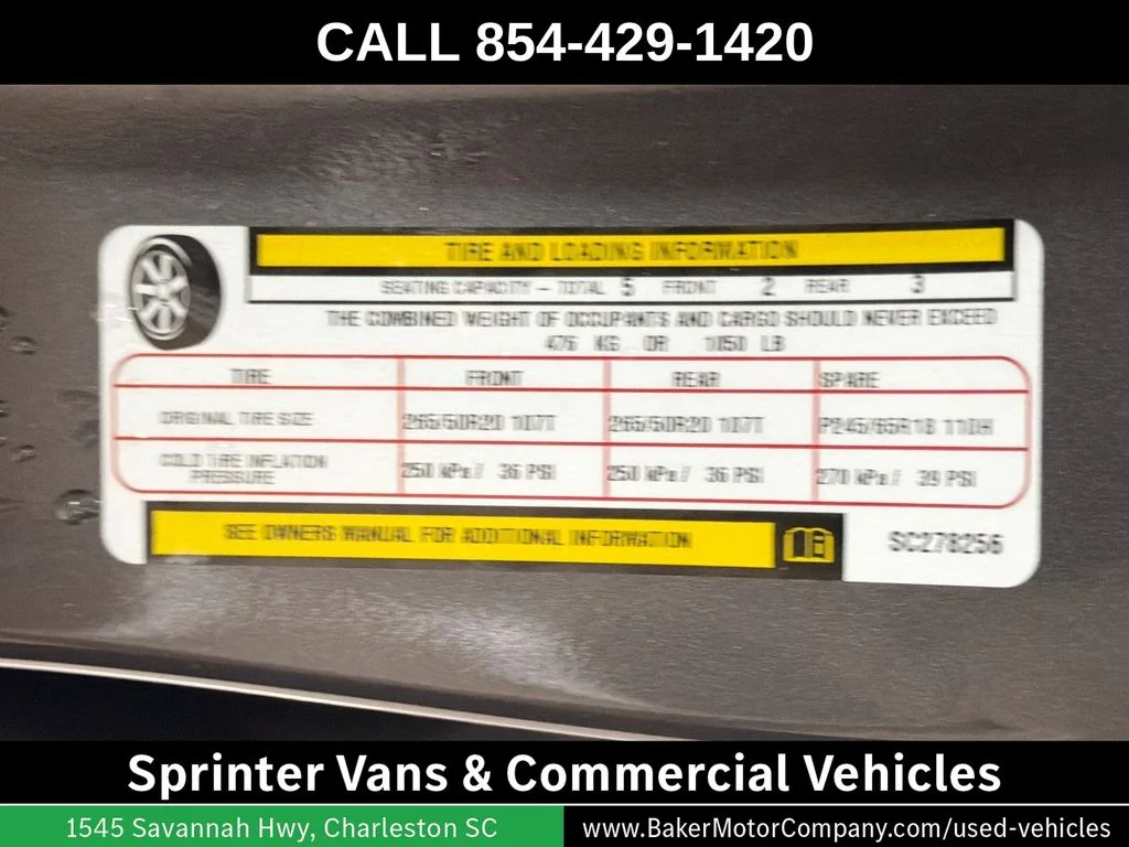 Used 2025 Gray Metallic Jeep Limited image 36