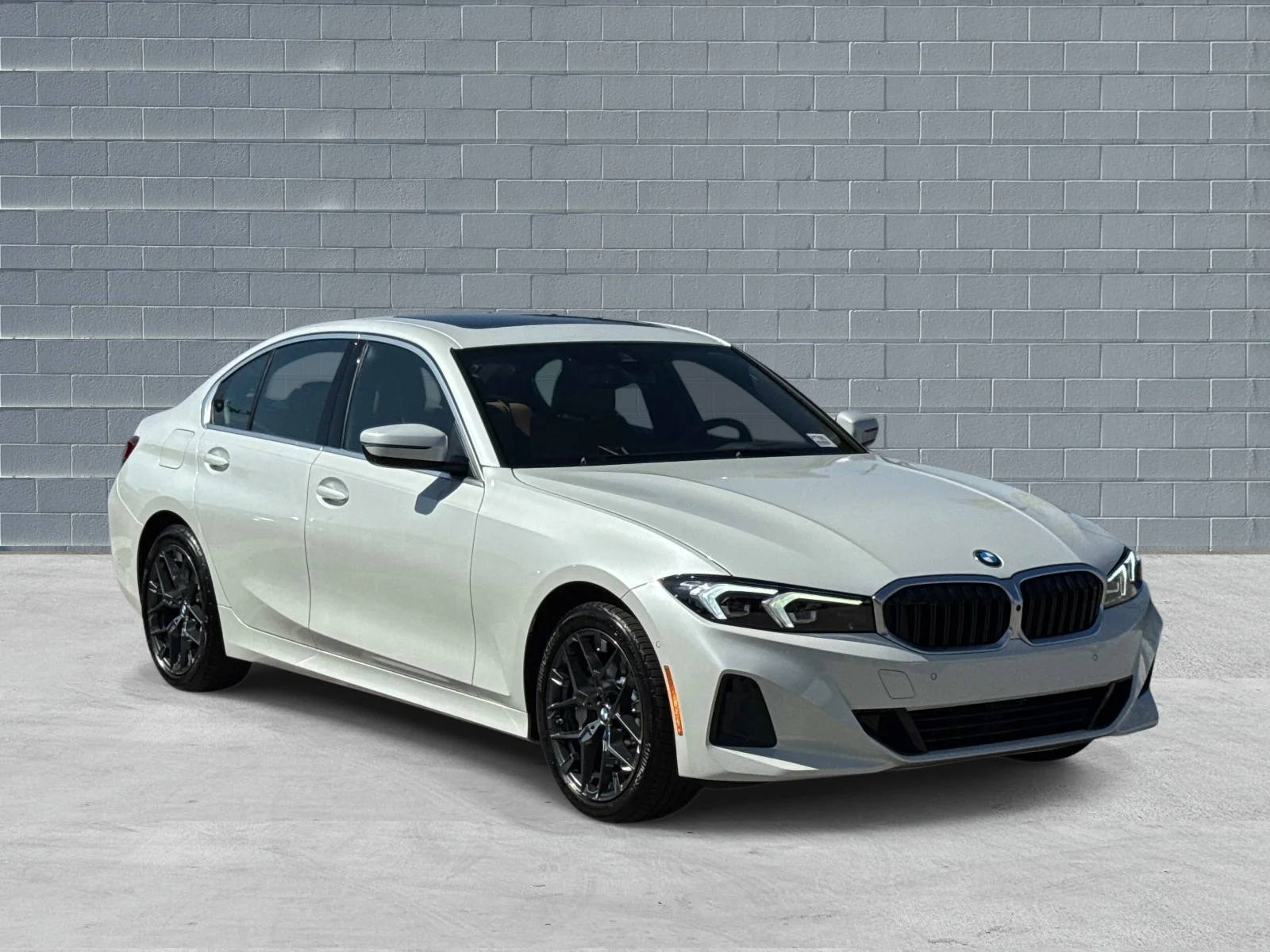 2025 BMW 3 Series 330i Sedan's photo