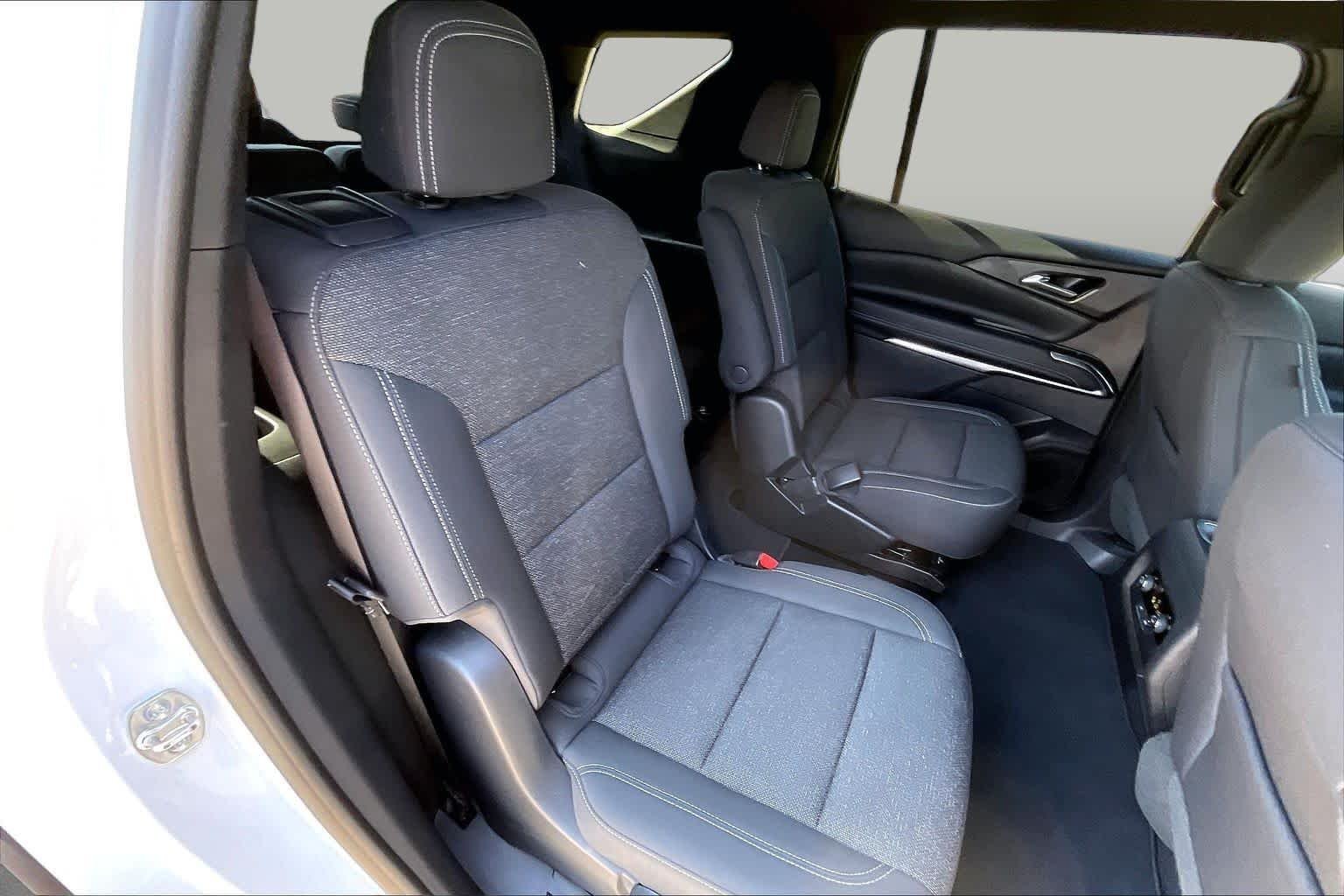 Used 2026 Summit White Chevrolet FWD LT image 19