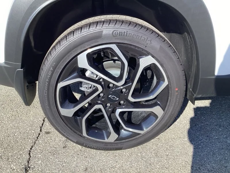 2026 Chevrolet Trax RS - Photo 9