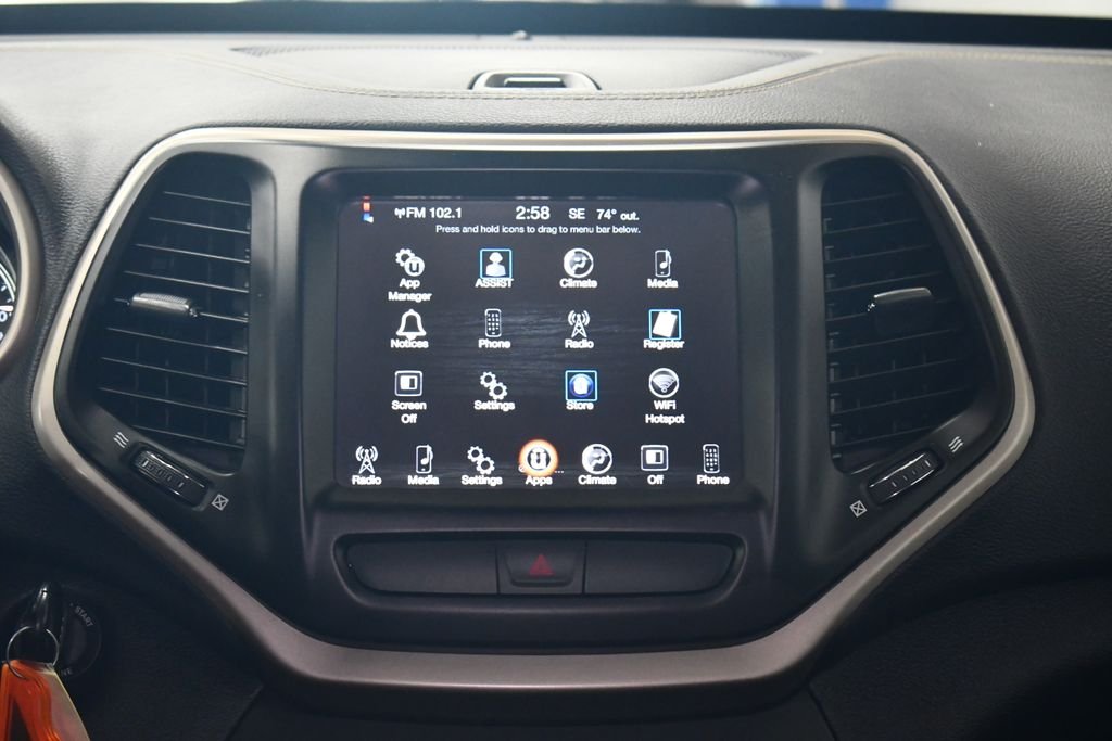 2016 Jeep Cherokee Latitude - Photo 18