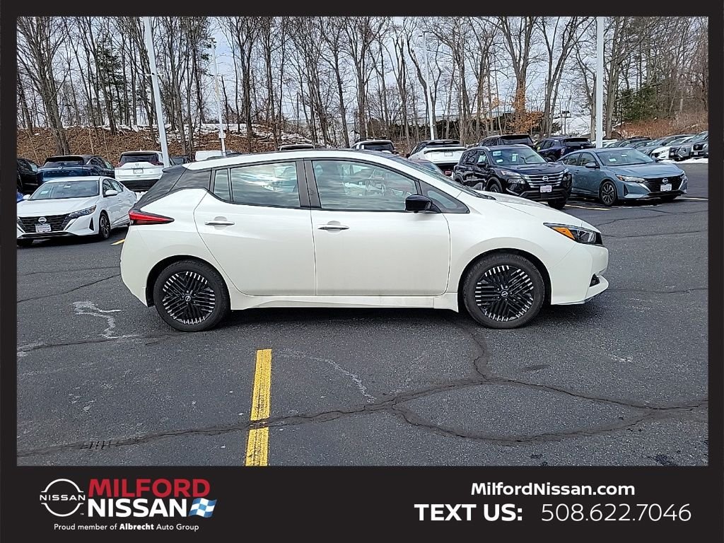 2023 Nissan Leaf SV Plus - Photo 6