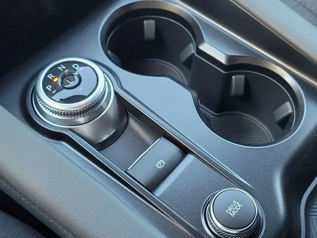 New 2027 Black Metallic Ford Active image 28