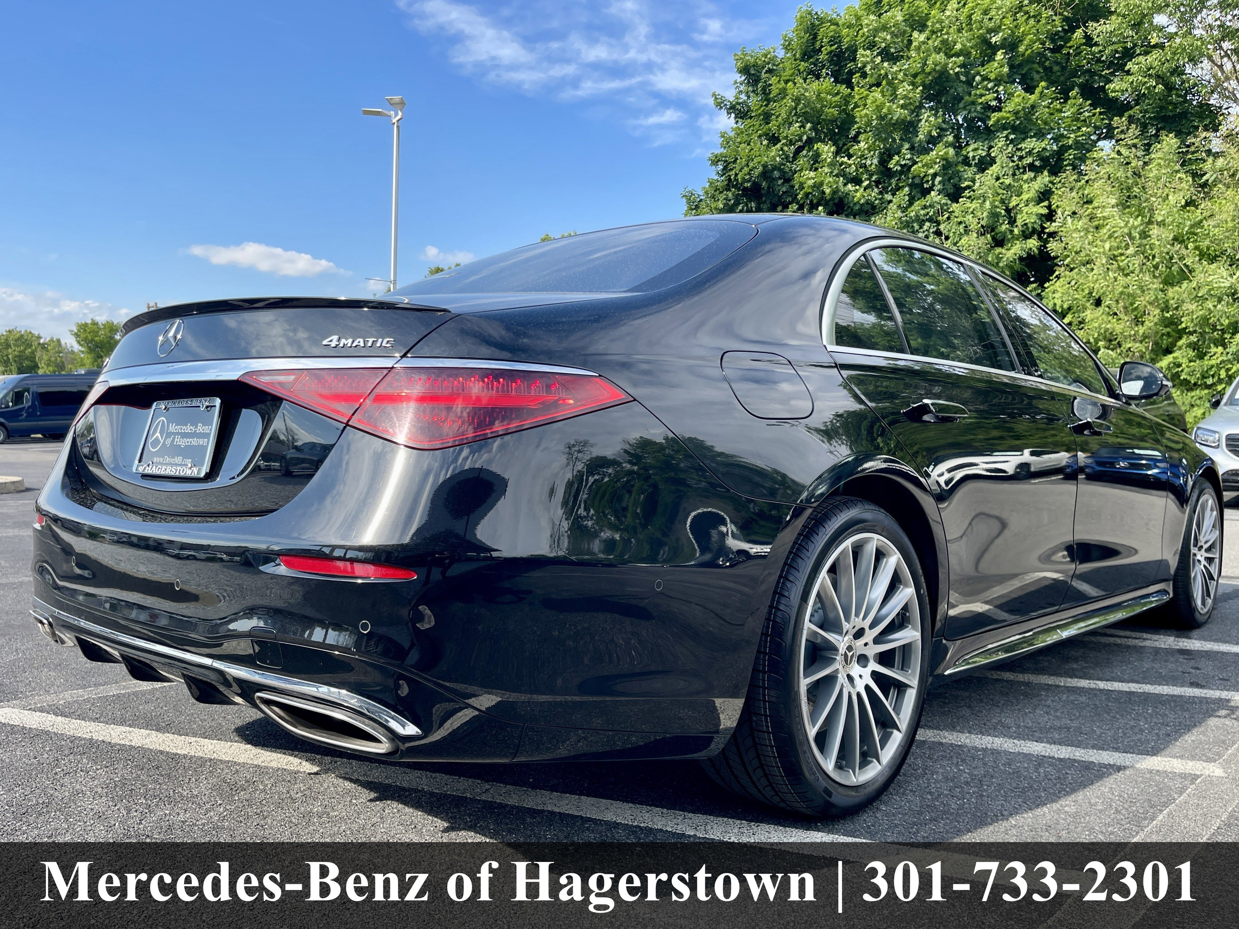 Certified Used 2022 Obsidian Black Mercedes-Benz S 500 4MATIC® Sedan image 39
