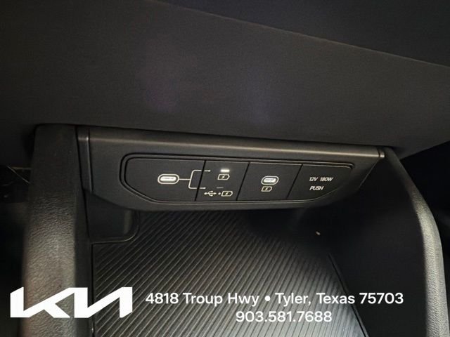 Used 2025 White Kia LX image 20