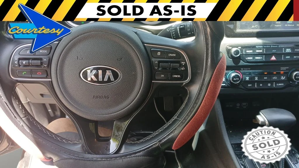 Used 2017 Black Kia EX image 9