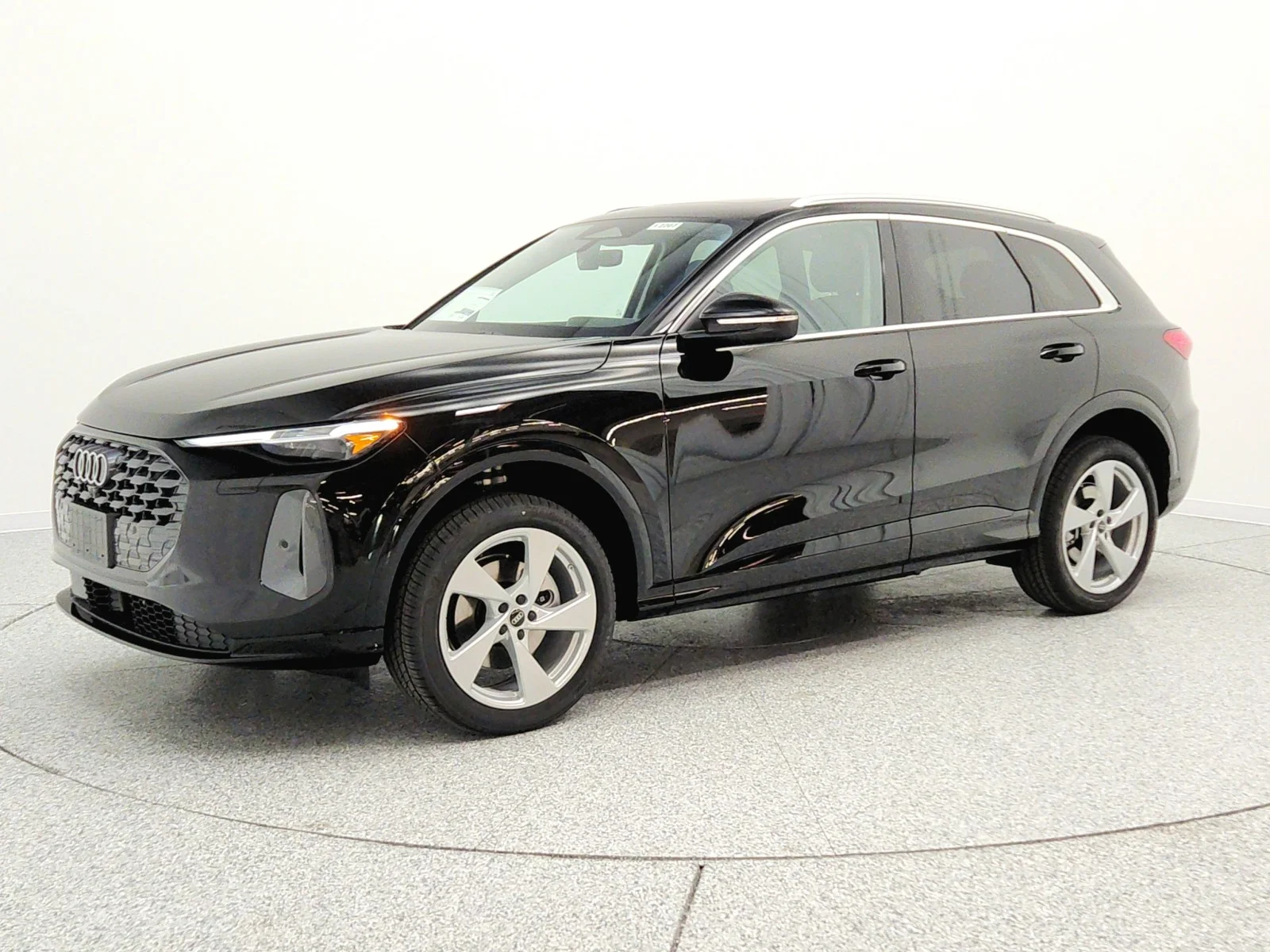 2026 Audi Q5 Premium Plus quattro's photo