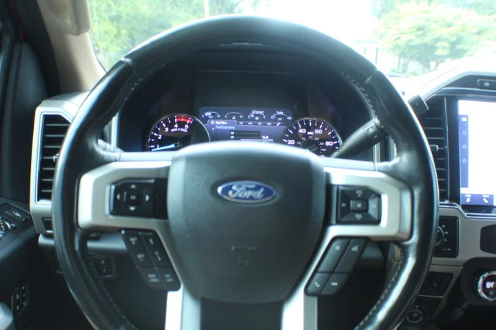Used 2022 Red Ford LARIAT image 9