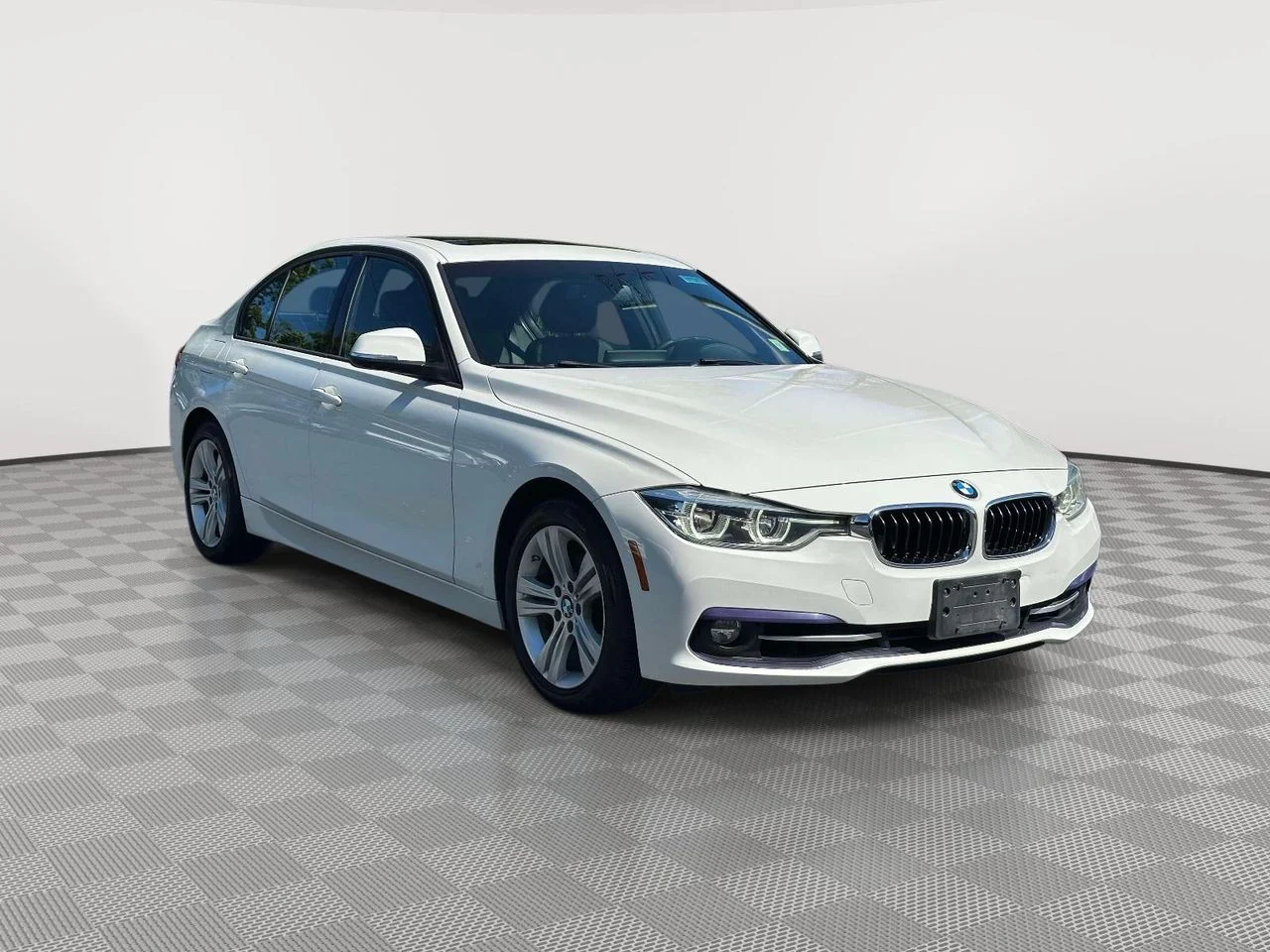 Used 2016 Alpine White BMW xDrive image 1