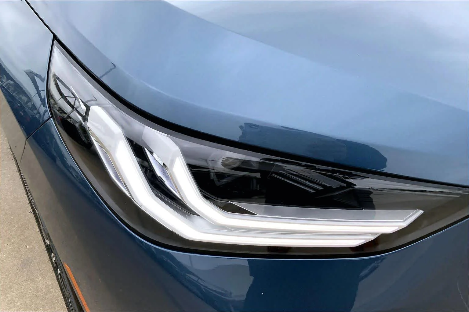 New 2026 Arctic Race Blue Metallic BMW 30 xDrive image 13