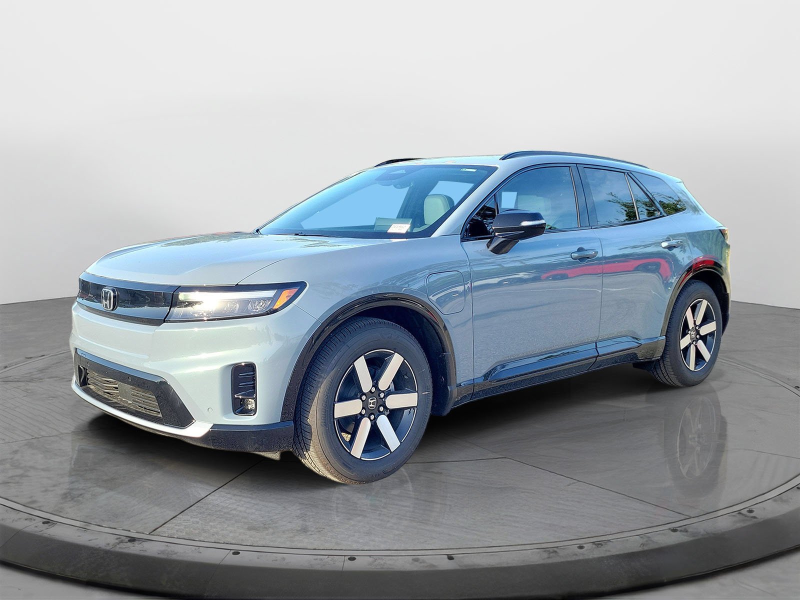 New 2026 Sonic Gray Pearl Honda Touring image 2