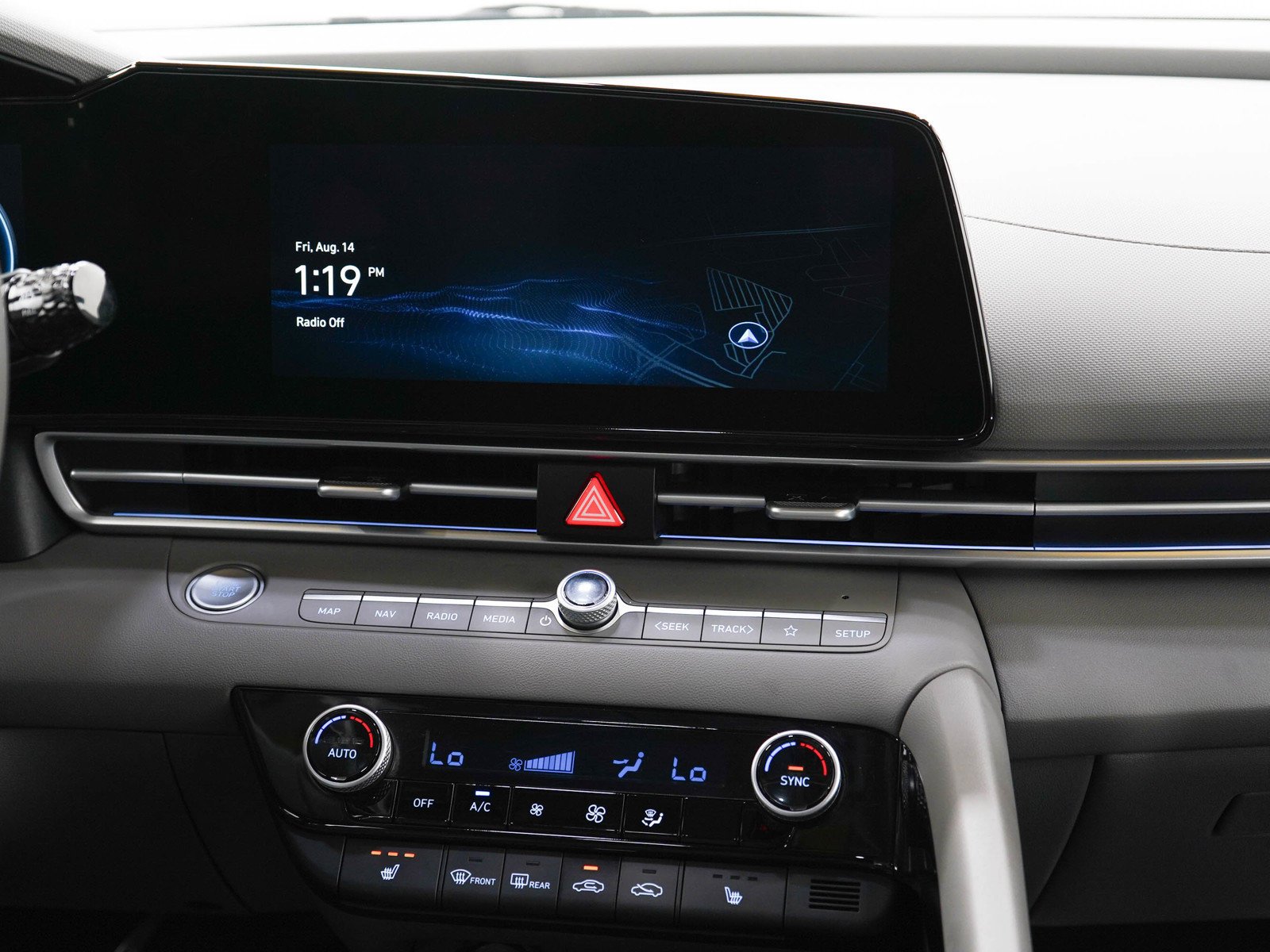 Used 2025 Ultimate Red Hyundai SEL Convenience IVT image 16