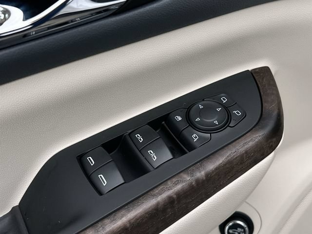 2023 GMC Acadia Denali - Photo 23