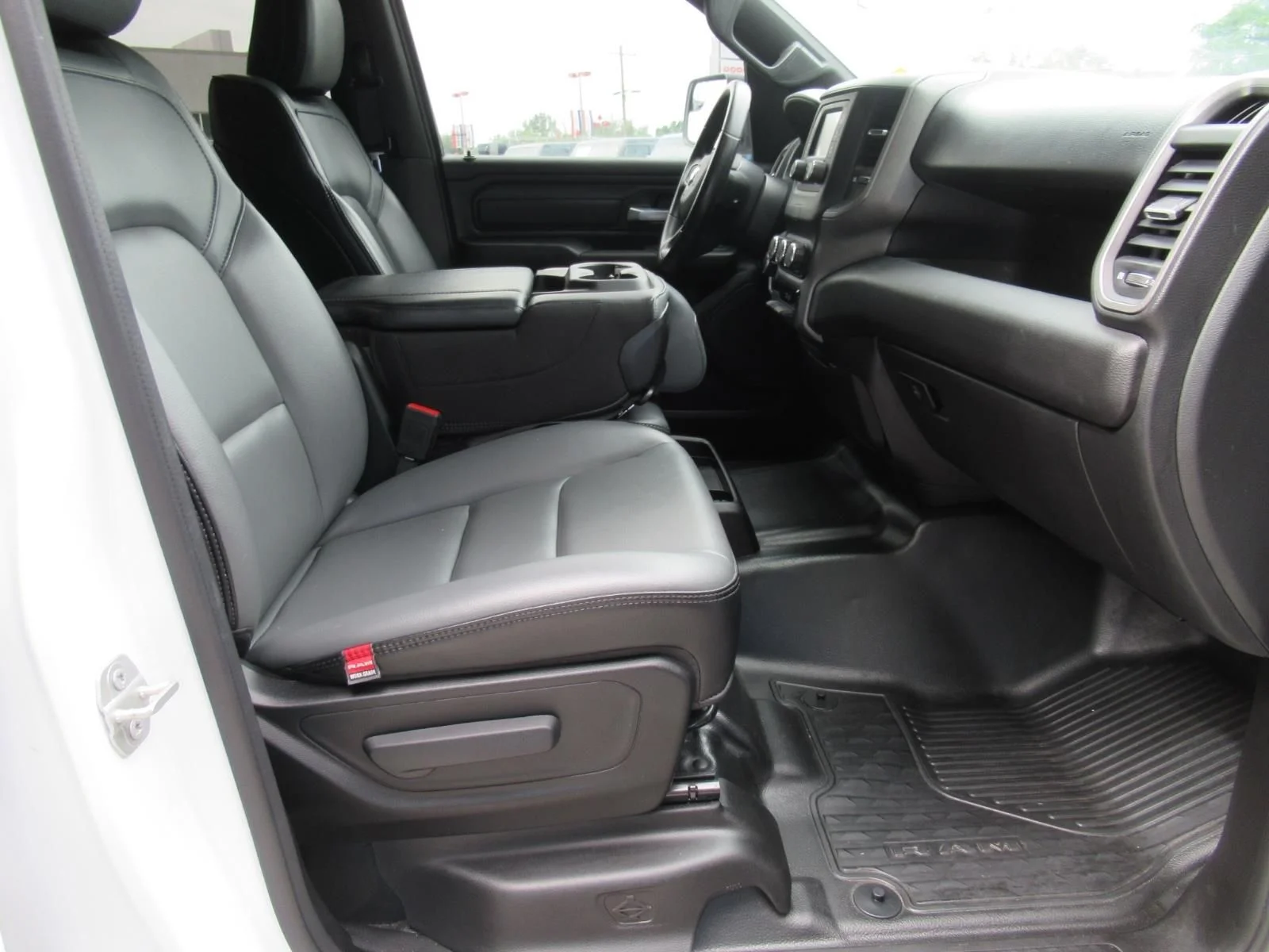 Used 2023 White Ram Tradesman image 10