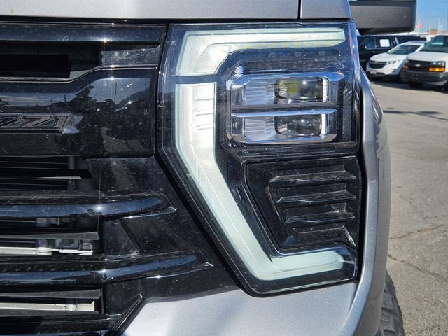 Used 2025 Sterling Gray Metallic Chevrolet LT image 10