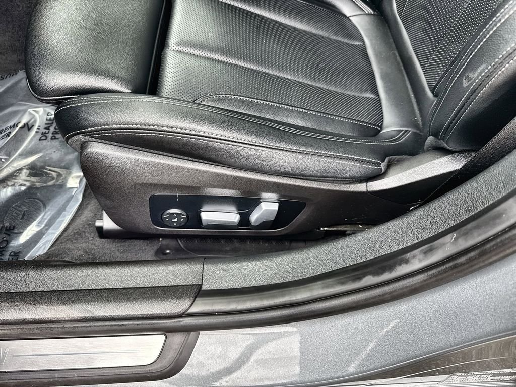 Used 2023 Gray BMW 330e xDrive image 20