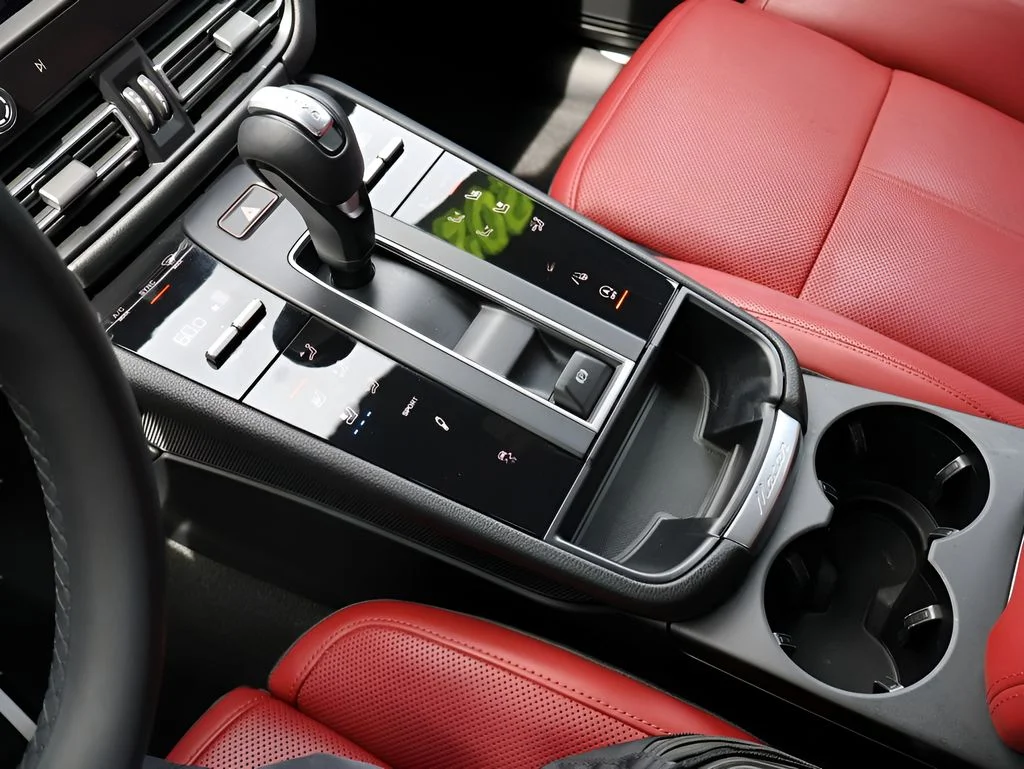 Used 2023  Porsche S image 24