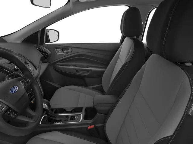Used 2018 Ingot Silver Ford SE image 9