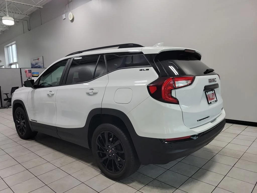 Certified Used 2023 White GMC SLE image 9
