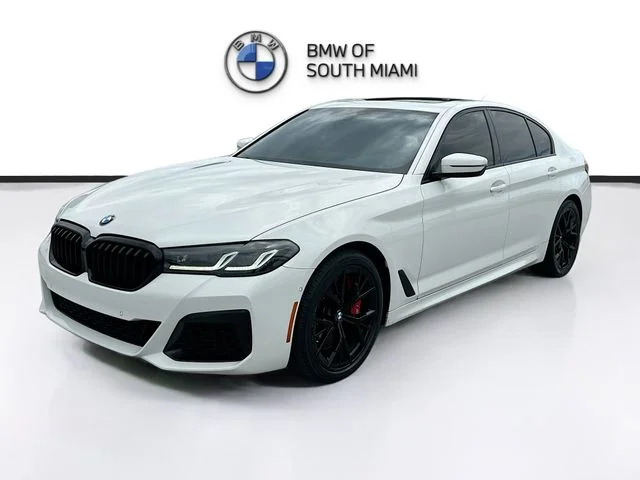 Used 2023 White BMW 540i image 3