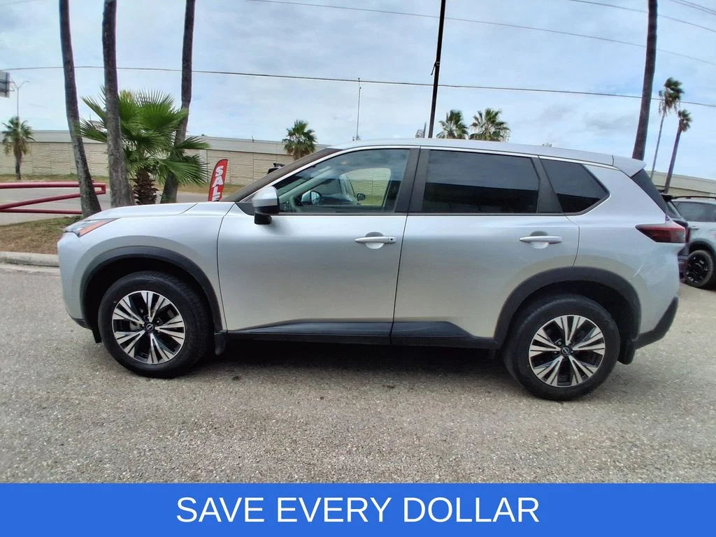Used 2023 Silver Nissan SV image 4