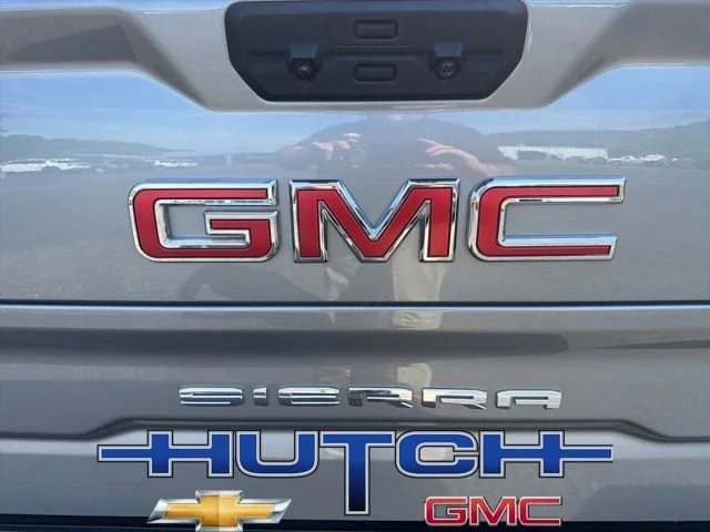 Used 2025 Sterling Metallic GMC SLT image 15