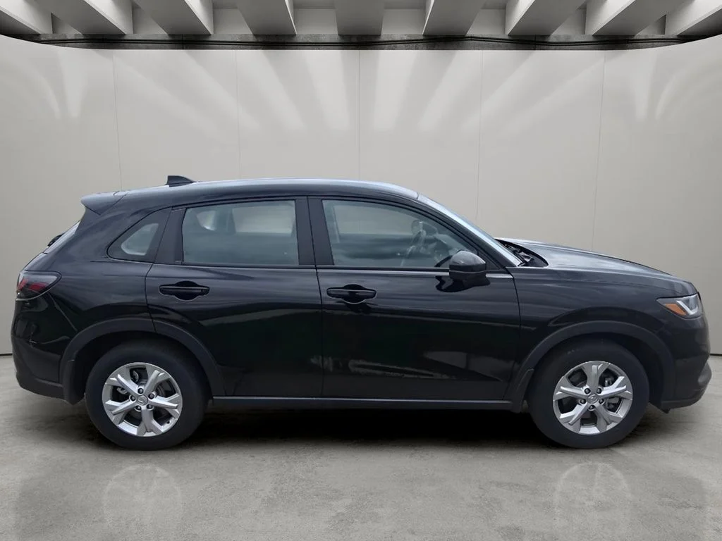 Used 2025 Crystal Black Pearl Honda LX image 6