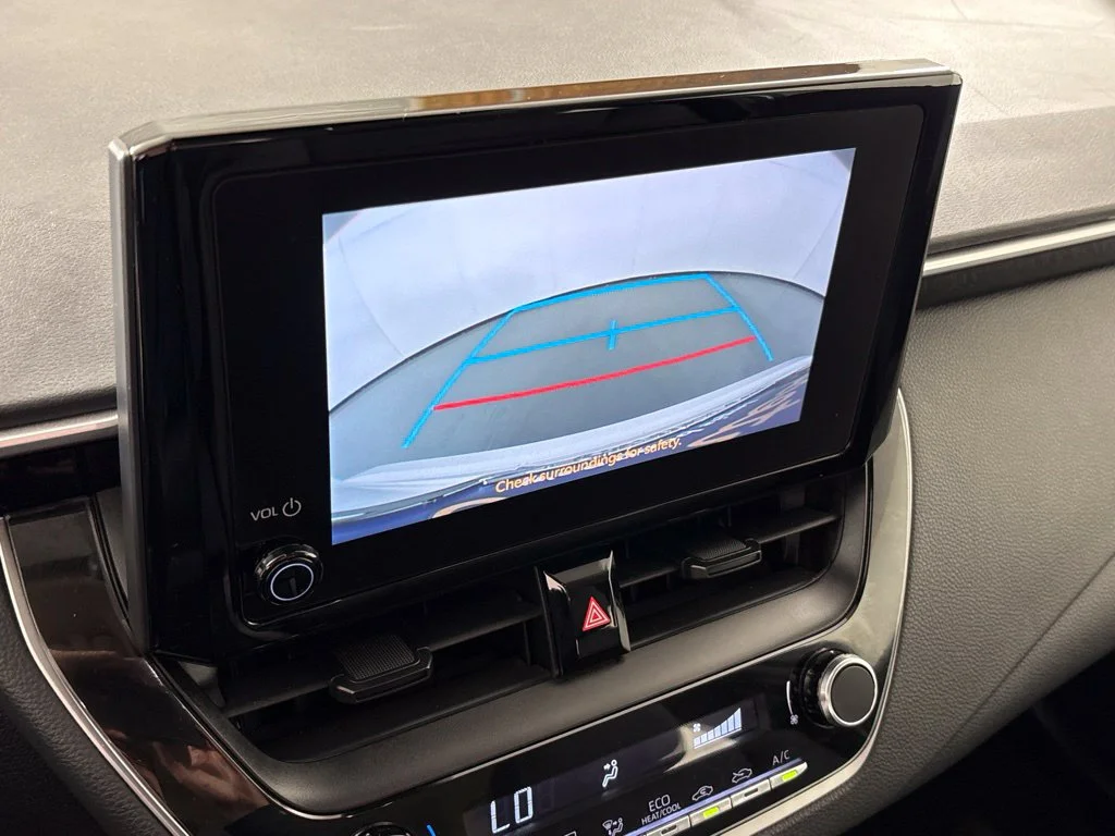 Used 2024 White Toyota LE image 34