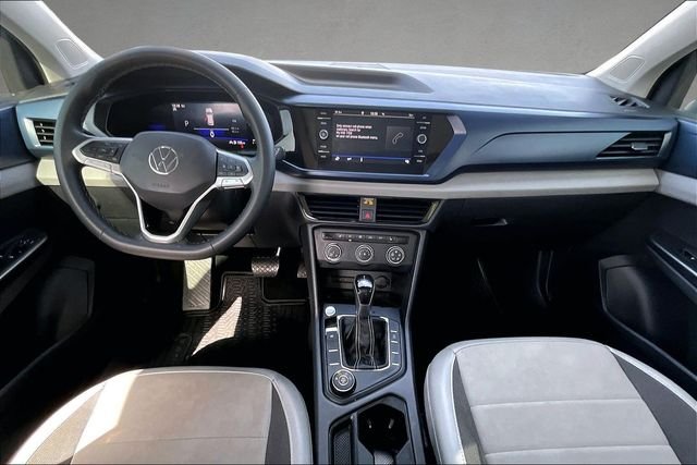 Used 2022  Volkswagen 1.5T SE image 12