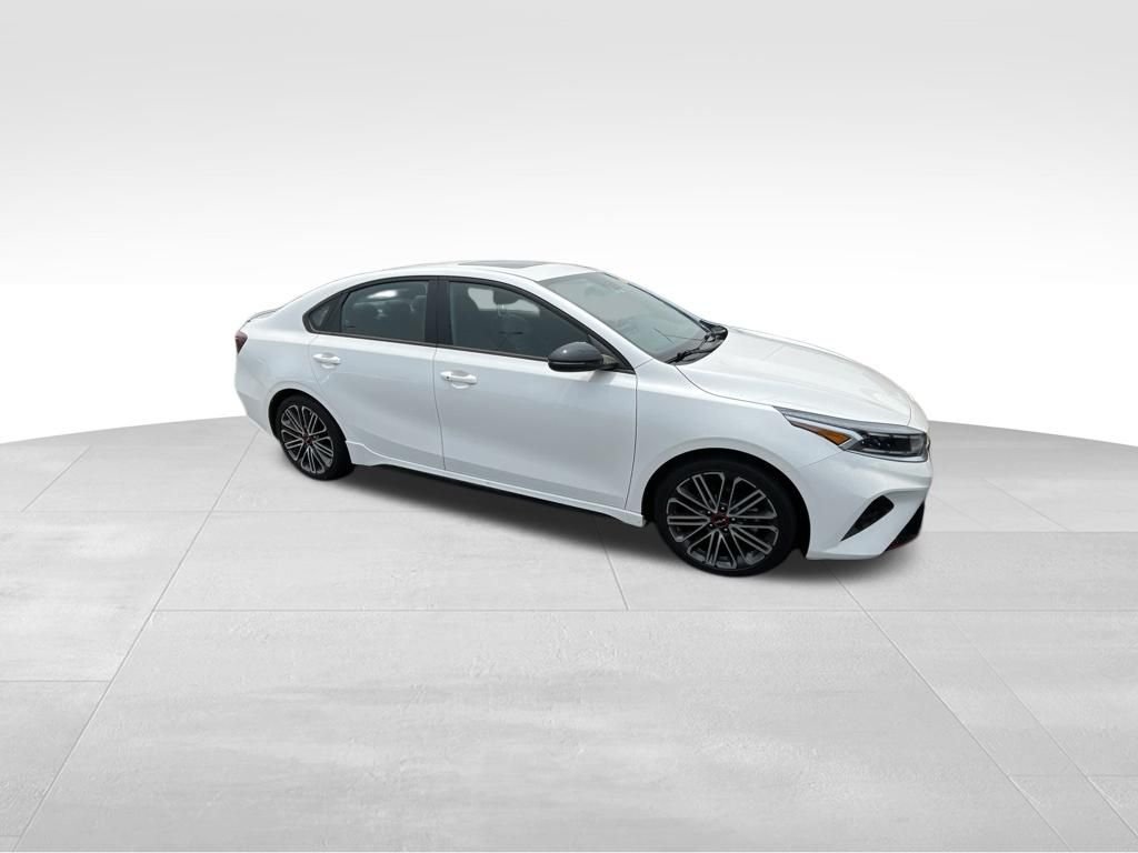 Used 2023 White Kia GT image 25
