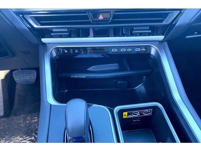 New 2026 Wind Chill Pearl Lexus PREMIUM AWD image 26