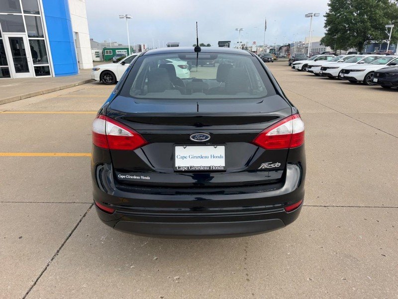 Used 2019 Shadow Black Ford S image 3