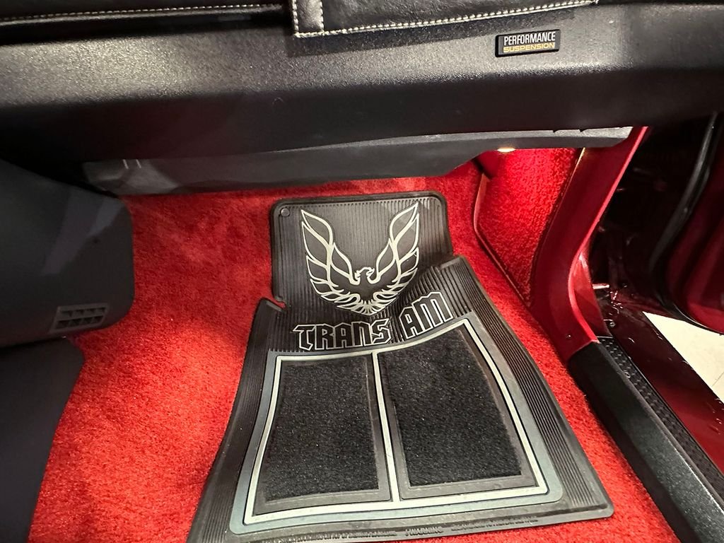 Used 1987 Red Pontiac  image 52