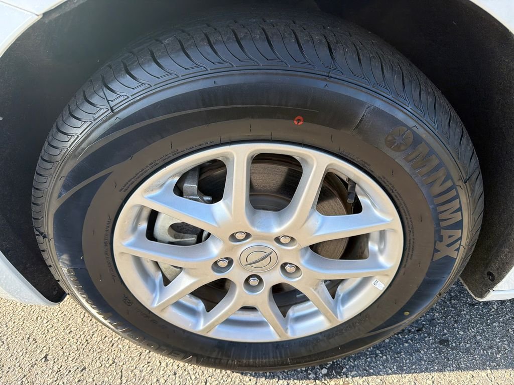 2024 Chrysler Pacifica Touring L - Photo 11