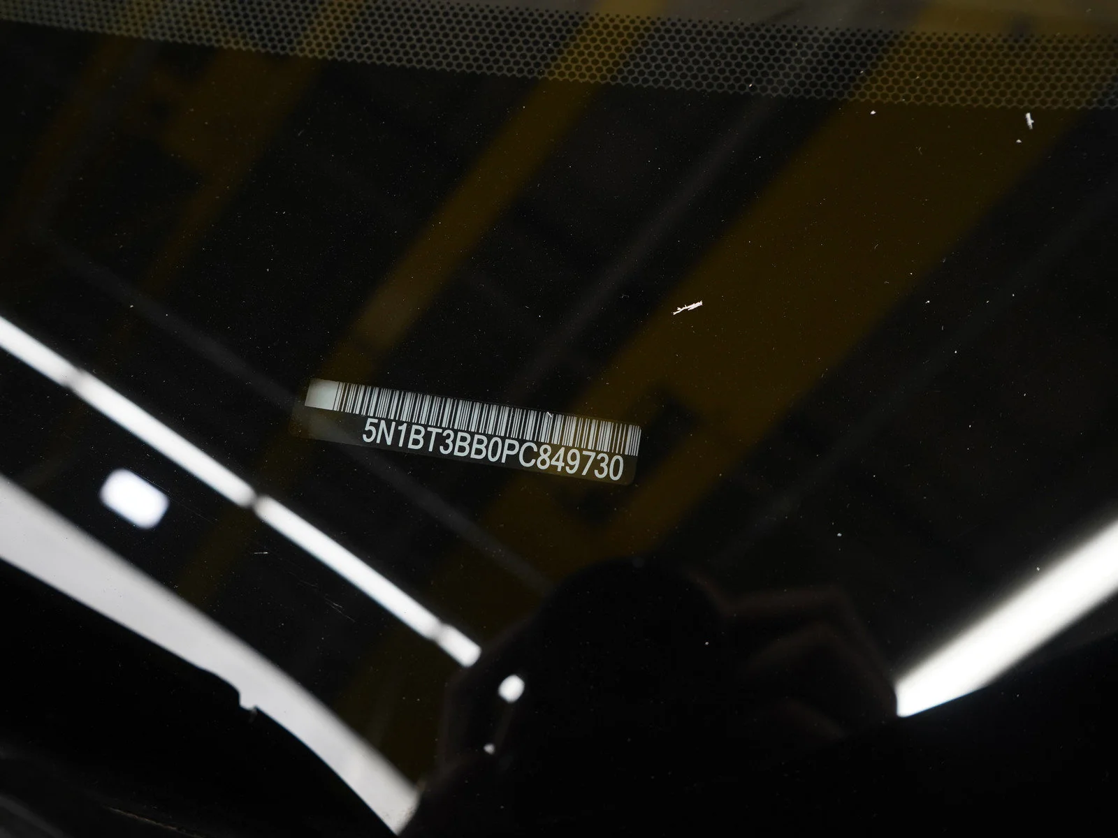 Used 2023 Super Black Nissan SV image 31
