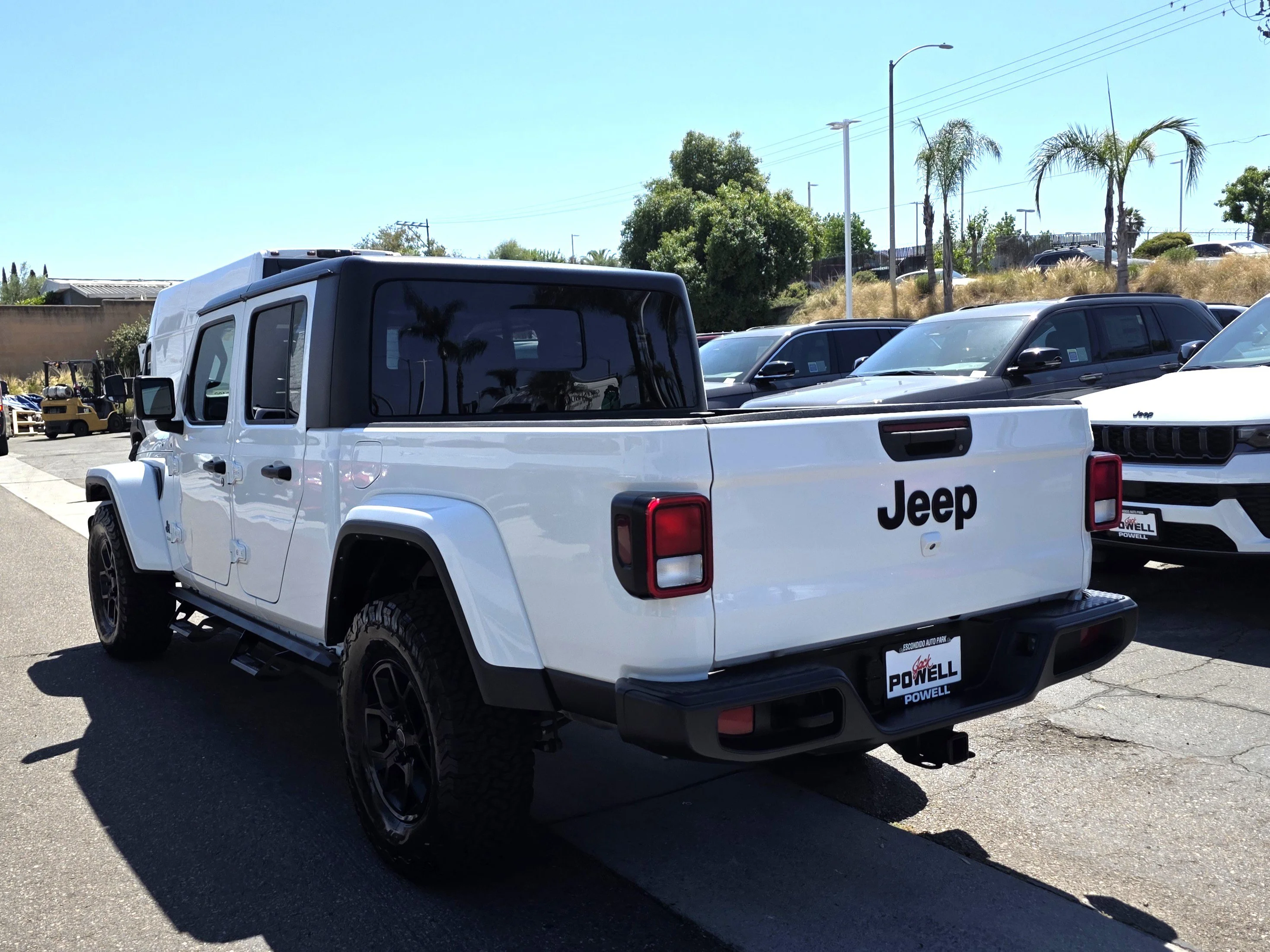 Used 2022 Bright White Clearcoat Jeep Sport image 3