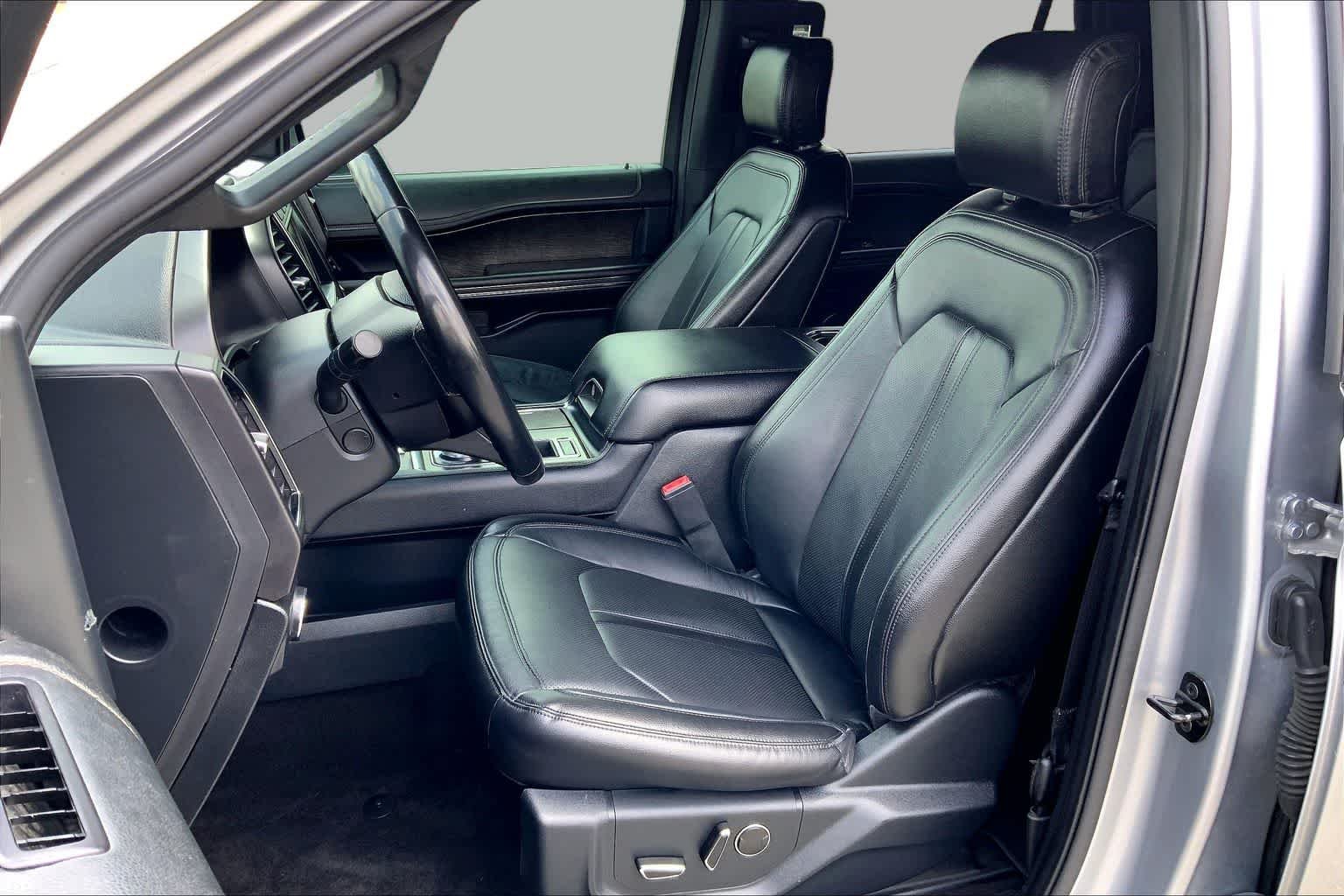Used 2020 Iconic Silver Metallic Ford Limited image 5