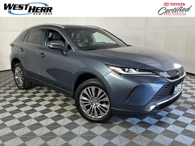 2022 Toyota Venza XLE