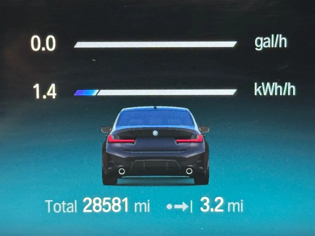 Used 2023 Black BMW 330e xDrive image 18