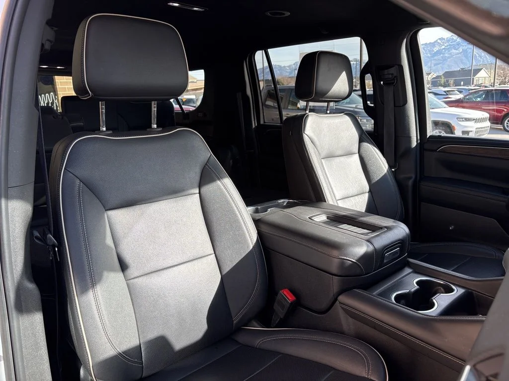 Used 2023 White Chevrolet Premier image 14