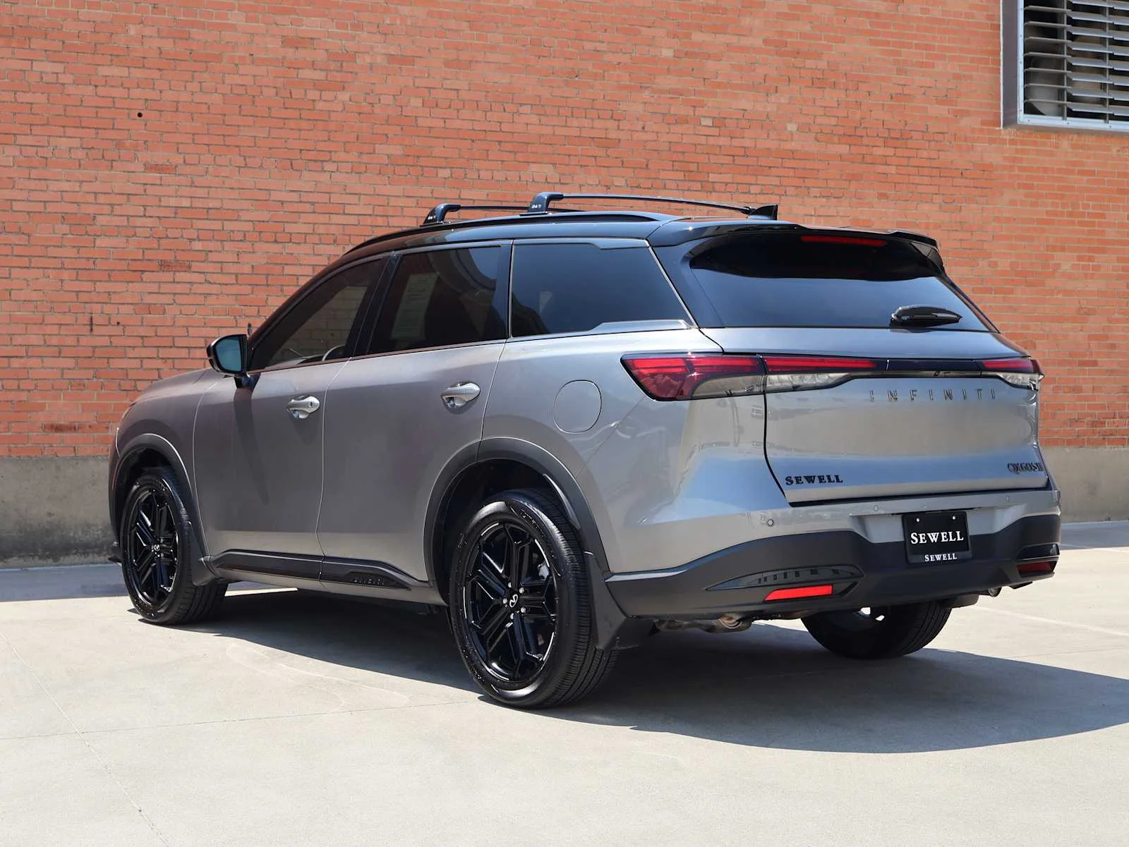 Certified Used 2027 Graphite Shadow/Black Obsidian INFINITI SPORT image 7