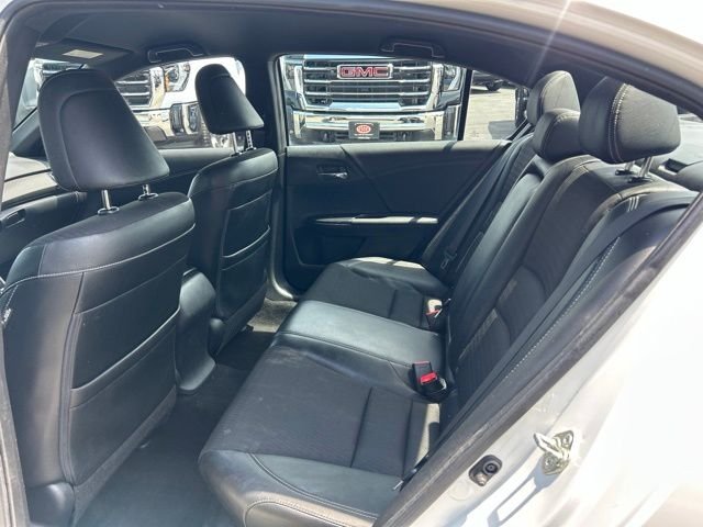 Used 2017 White Honda Sport image 11