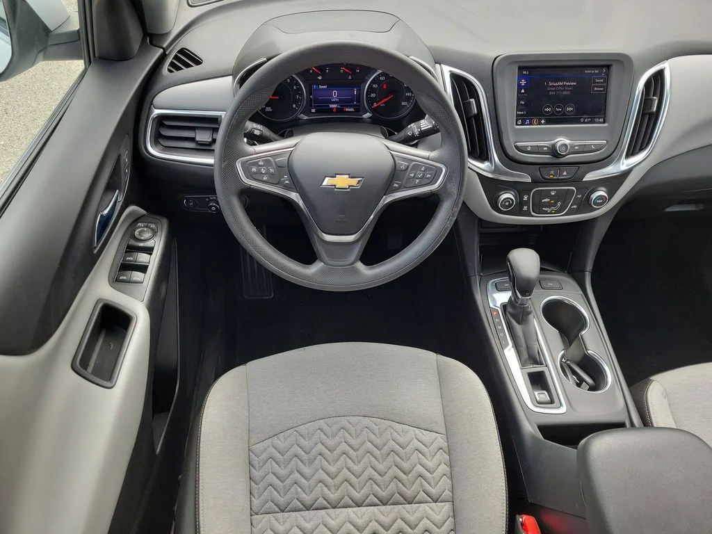 Used 2022 White Chevrolet LT image 12
