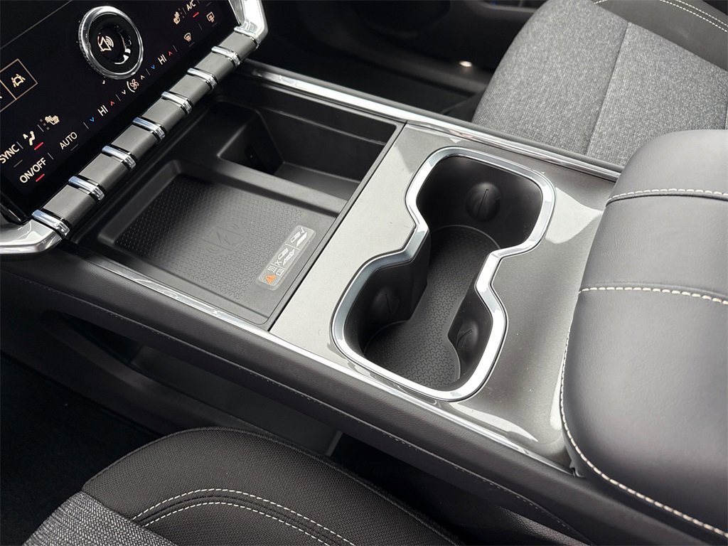 2026 GMC ACADIA - Image 25