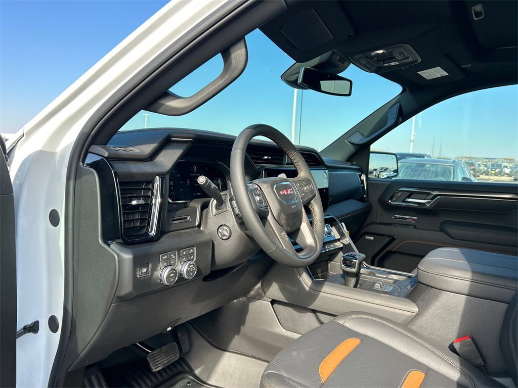 2026 GMC SIERRA - Image 17