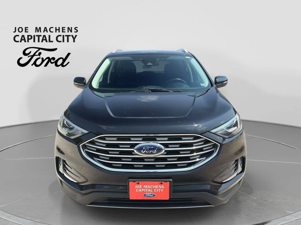Used 2020 Black Ford SEL image 10